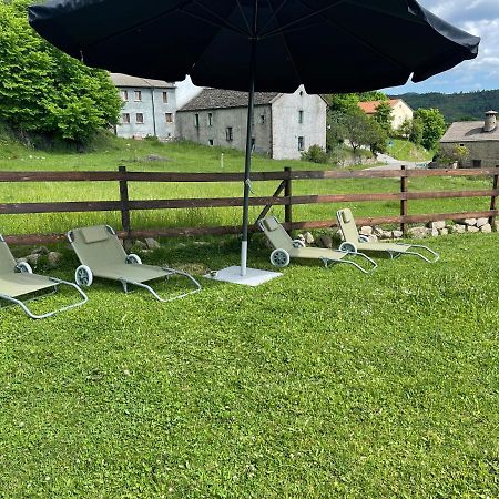 Casa Rural Laguarta - Restaurante Pensionat Eksteriør billede