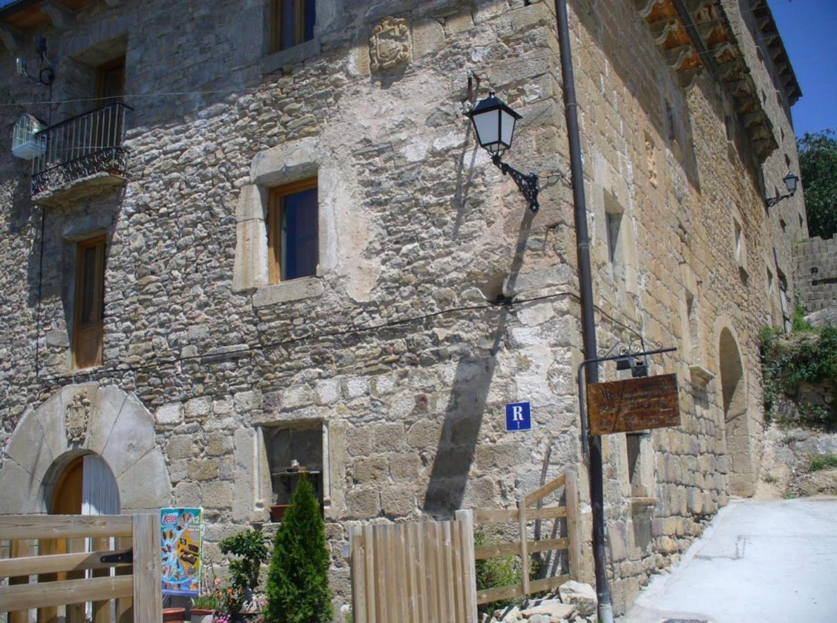 Casa Rural Laguarta - Restaurante Pensionat Eksteriør billede
